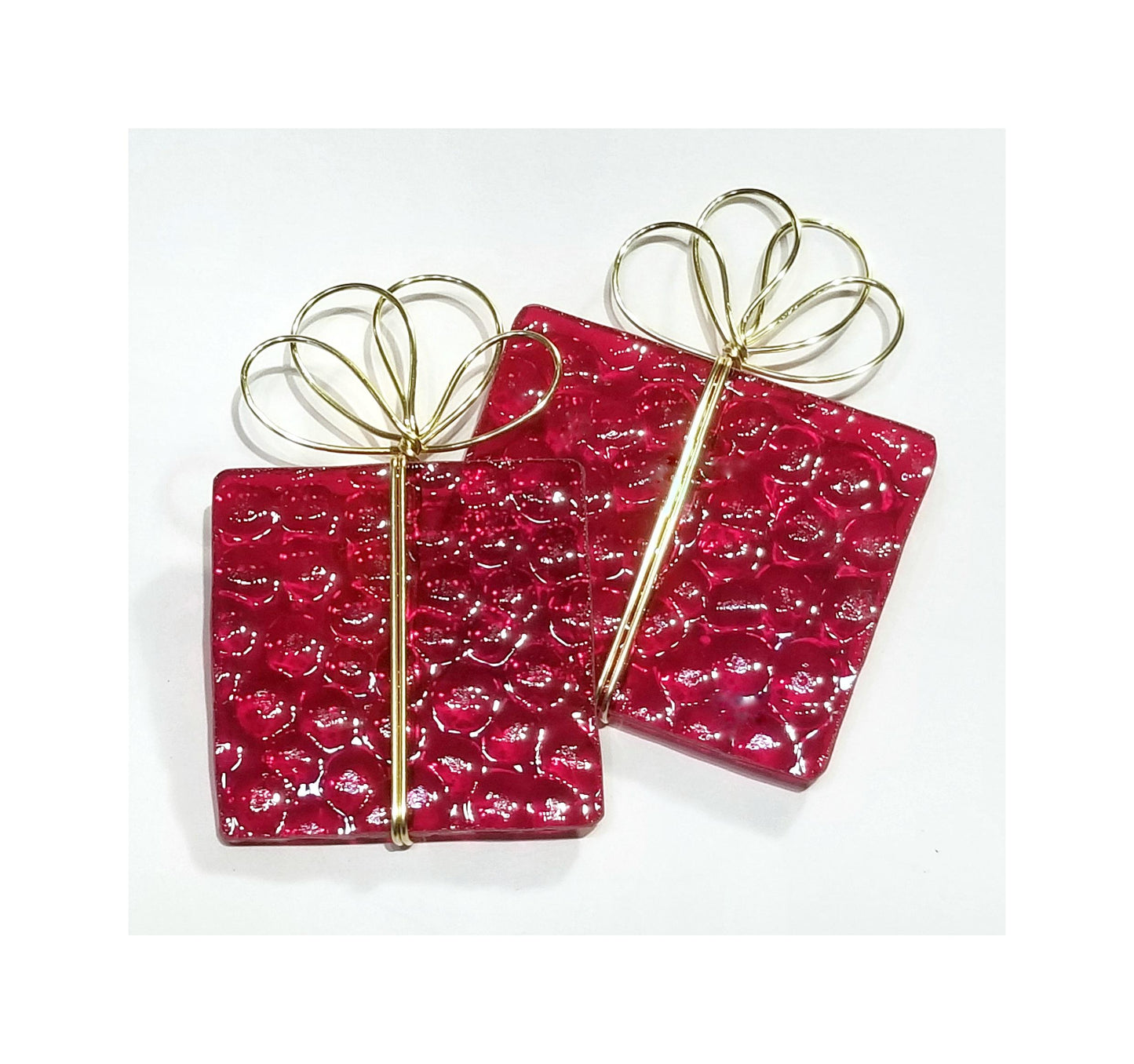 Party Favors, Mini Gift. Five Red Glass Presents. Small ornaments, decorations, Christmas Holiday Craft Embellishments.